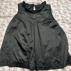 🍄attention Black Ruffled Neck Sleeveless Camisole